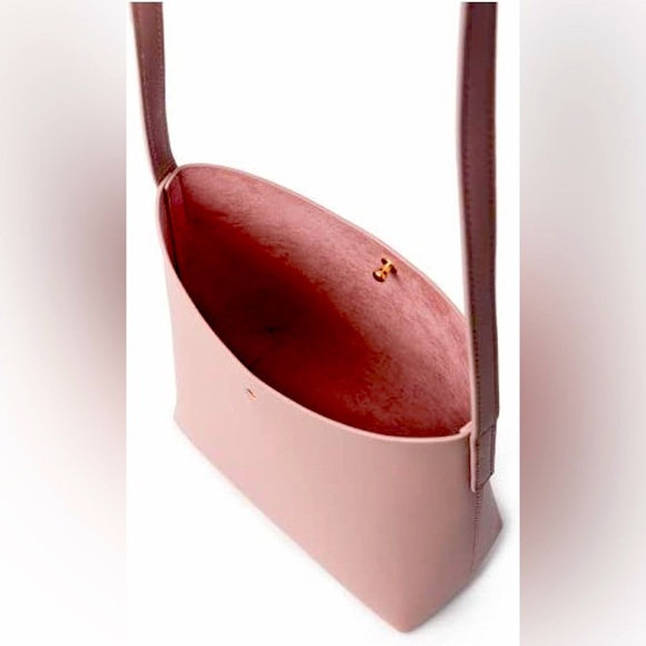 NWOT SAMARA Medium Crossbody Bag Peony/Dirty Pink. 9” X 8” Suede interior - Picture 9 of 11